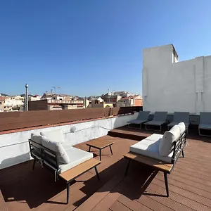 https://charming-apartment-in-gracia-with-a-sunny-balcony.topbarcelonahotels.com